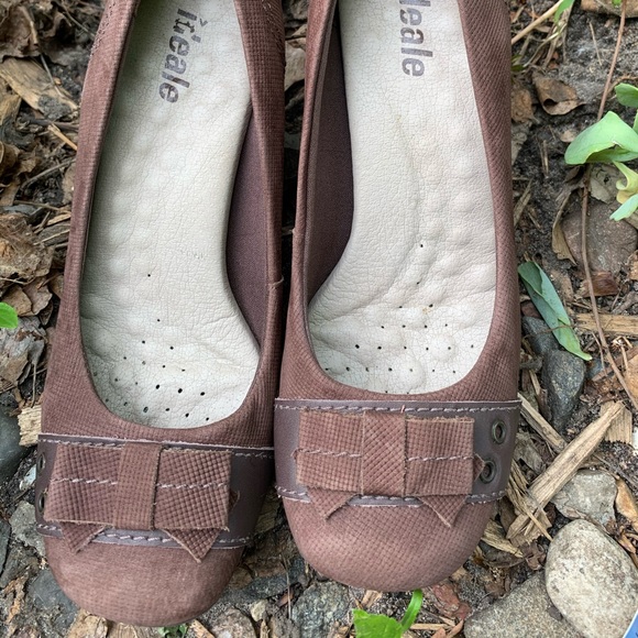 Rare find! Brown Pumps. 3 inch heel. EUR 38 🤎 - Picture 1 of 4